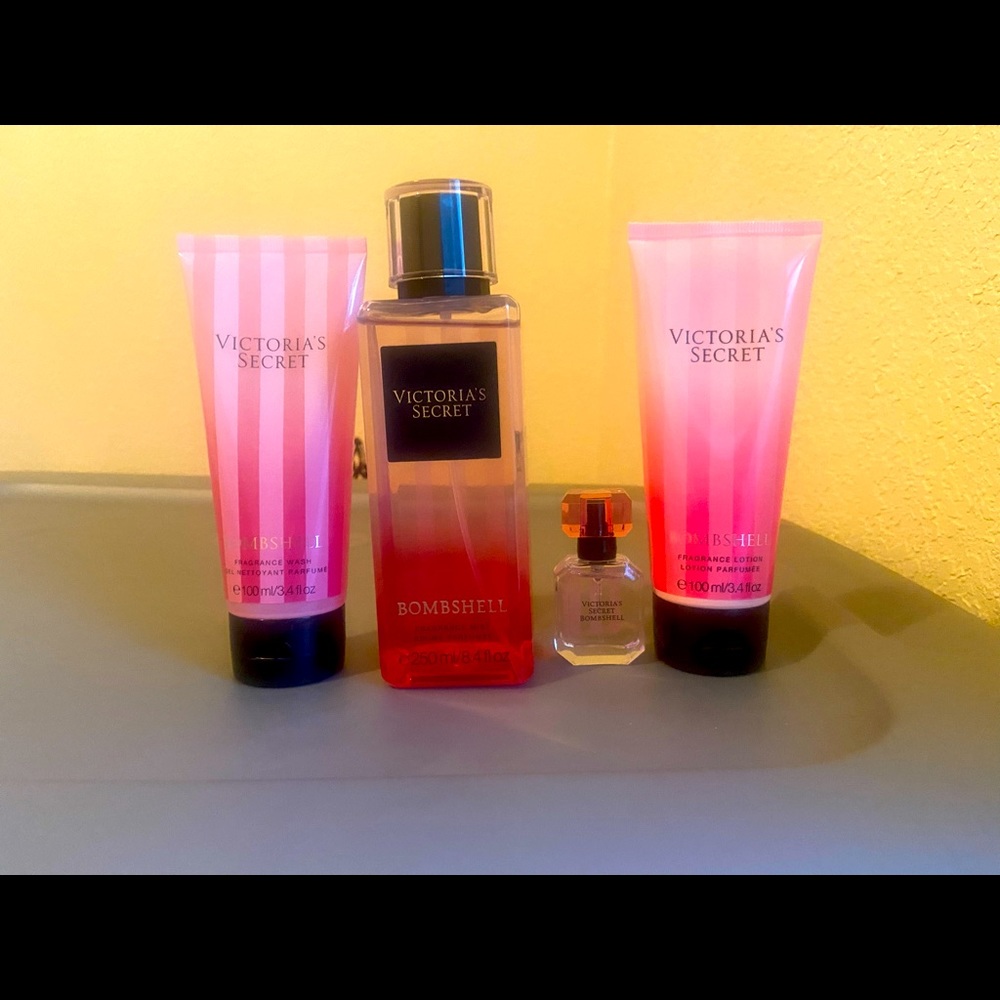 Victorias Secret Bombshell set